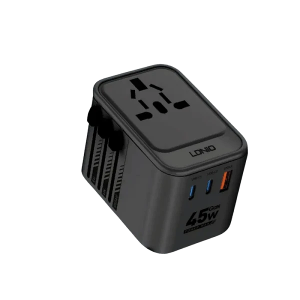 Ldnio Z8 45W GaN travel adapter with 3 USB ports
